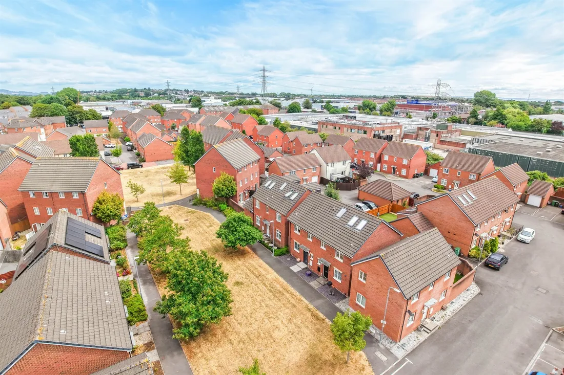 Property photo 31