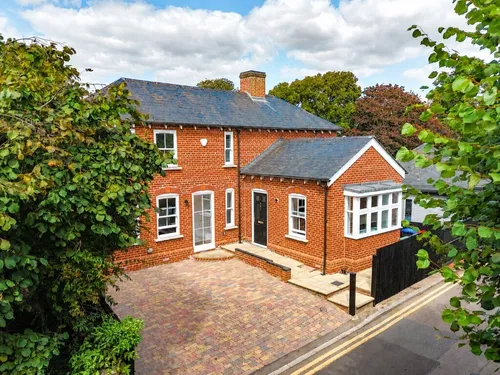 The Avenue, Braintreephoto