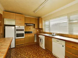 Rowan Crescent, Worksop thumb 3