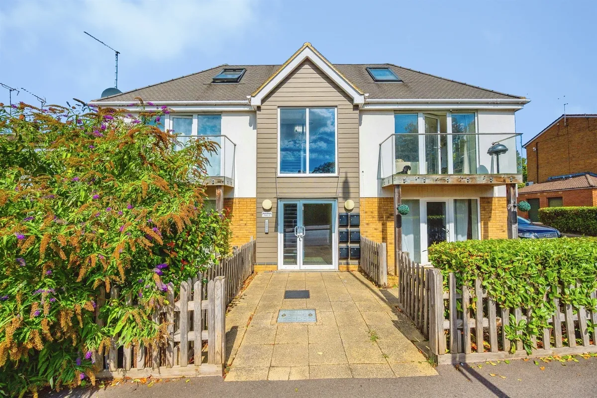 Jupiter Drive, Hemel Hempstead