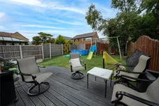 Long Field Drive, Halton, Leeds