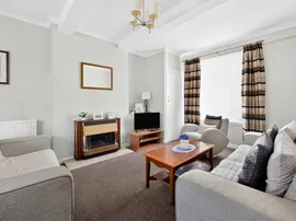 Anniesland Road, Glasgow thumb 2
