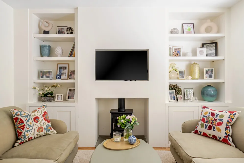 Coverts Road, Esher, KT10 photo 5