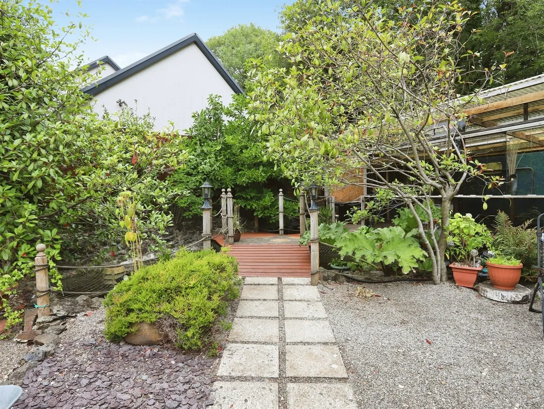 Property photo 42