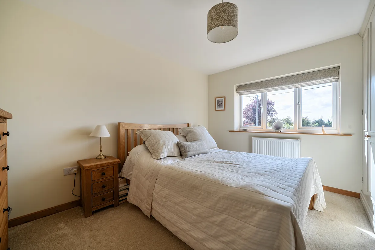 West View, Somerton, OX25 photo 14