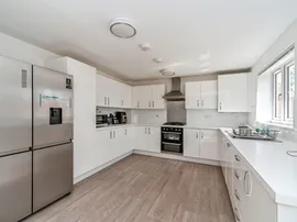 Four Acre Drive, Houghton Conquest, Bedford thumb 3