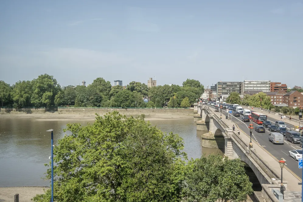 Putney High Street, London, SW15 photo 22