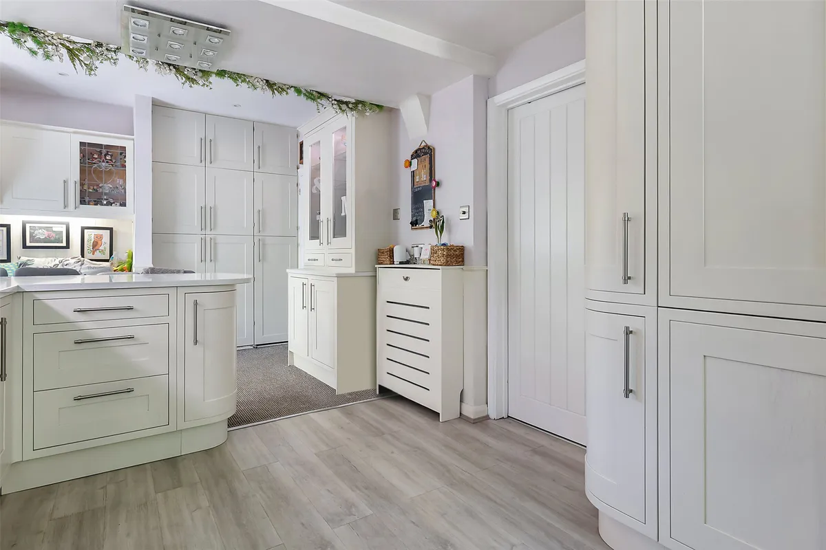 Downs Way, Tadworth, Surrey, KT20