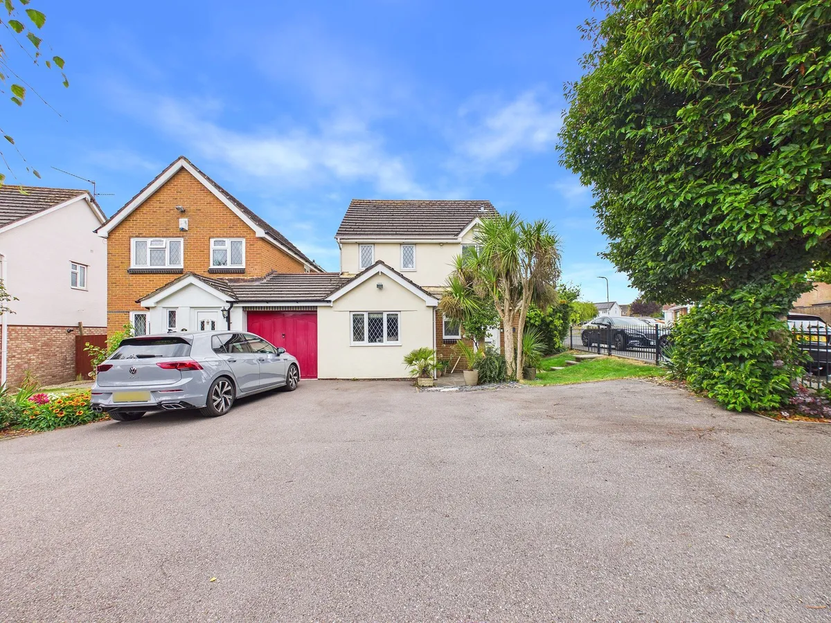 Readers Way, Rhoose, CF62