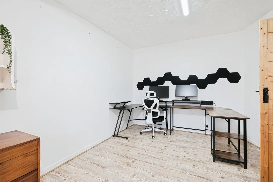 Property photo 16