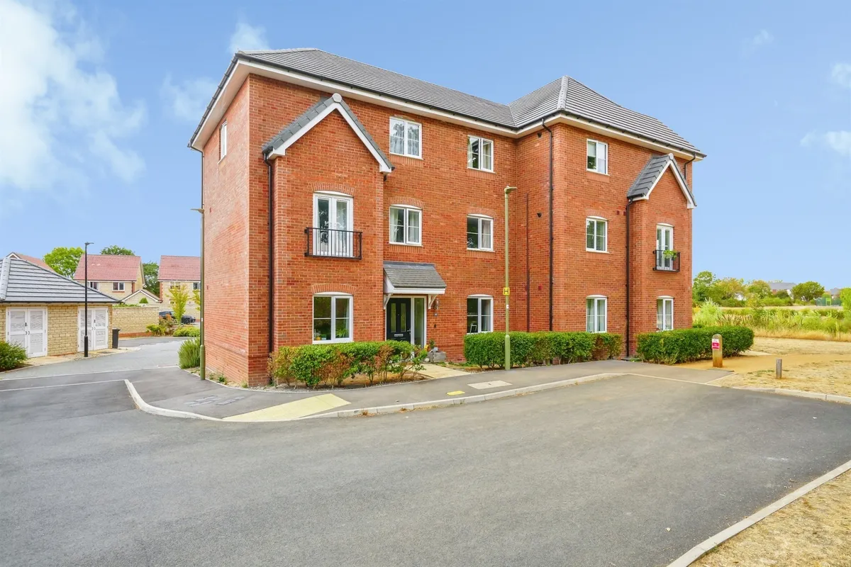 Tom Gaughan Way, Didcot