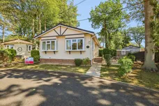 Deanland Wood Park, Golden Cross, Hailsham