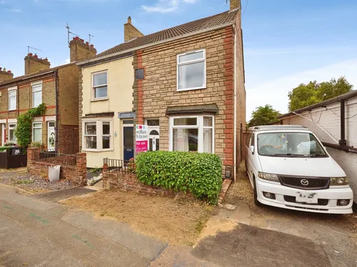 Broadway, Yaxley, Peterboroughphoto