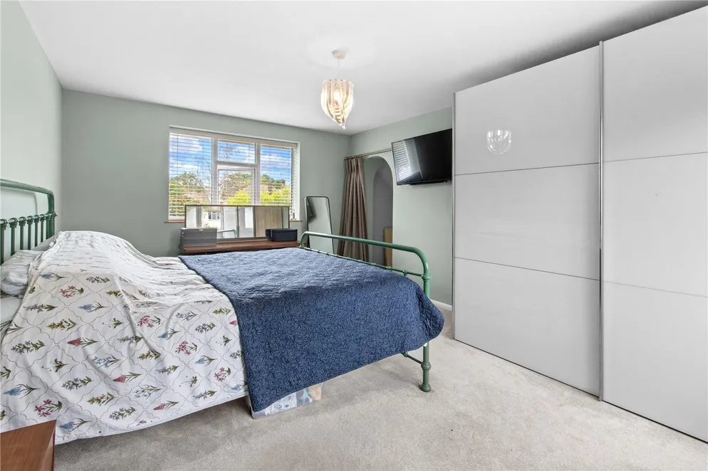 Property carousel item 19
