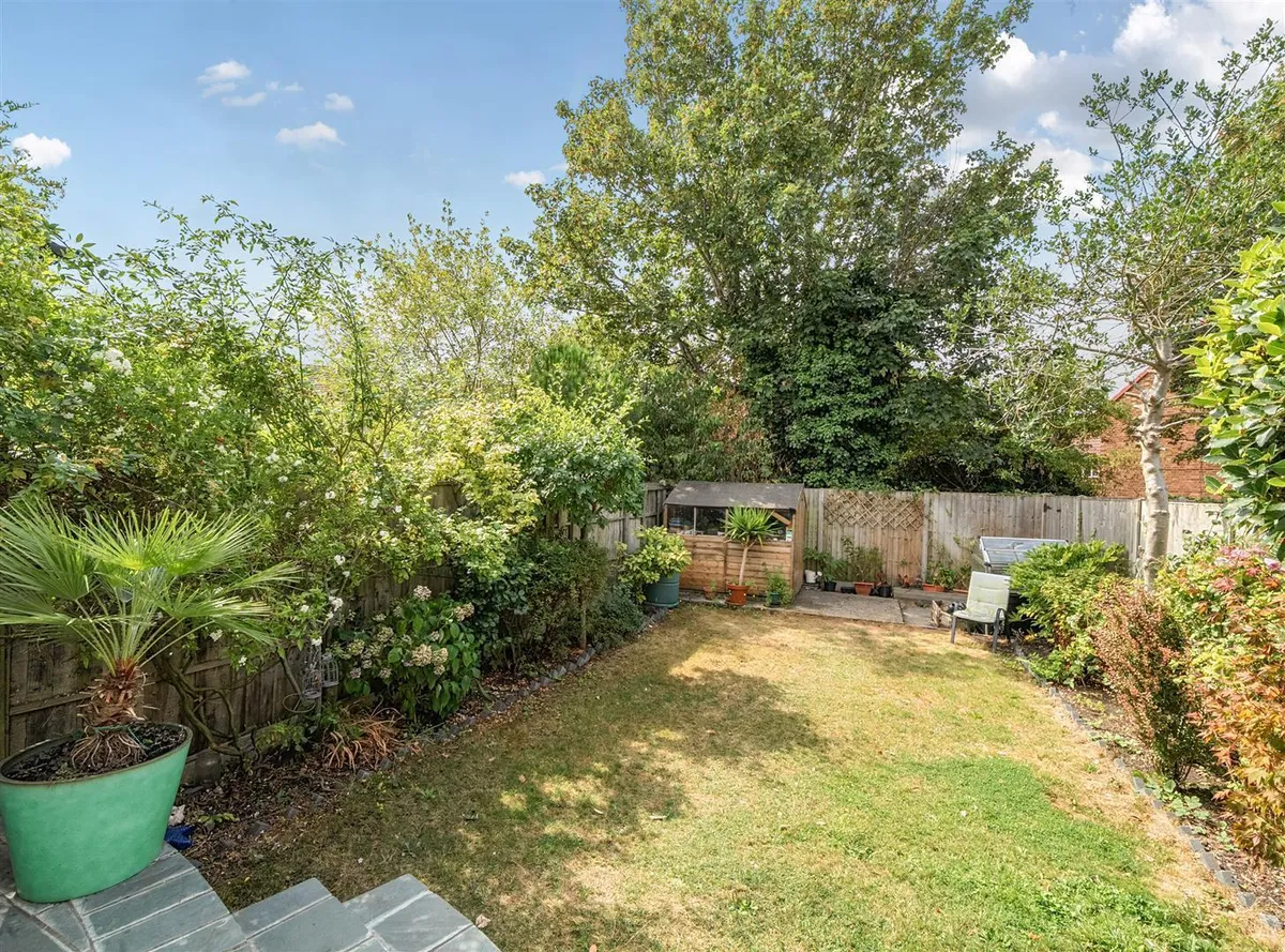 Cedar Road, London, NW2