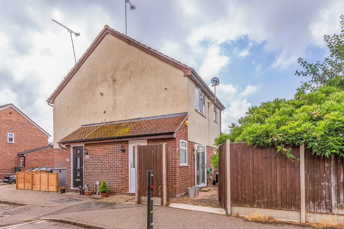 Sanderling Gardens, Heybridge, MALDON
