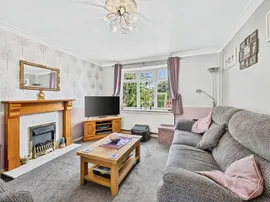 Bramcote Drive, Northampton thumb 2