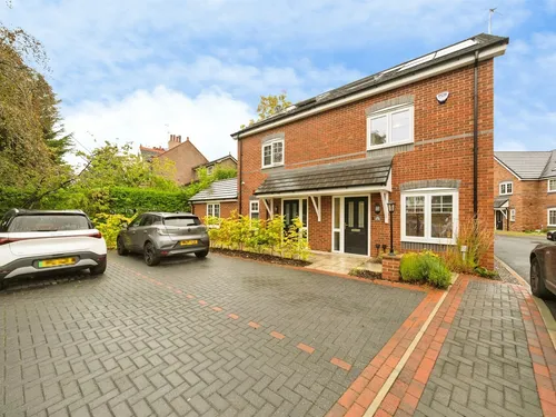 Hannay Close, WIRRALphoto