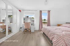 Pixton Way, Croydon