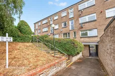 Pixton Way, Croydon