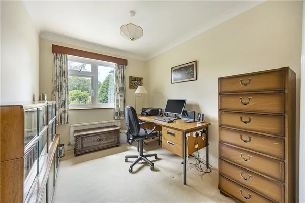 Greenhills Close, Cheltenham, GL53 photo 15