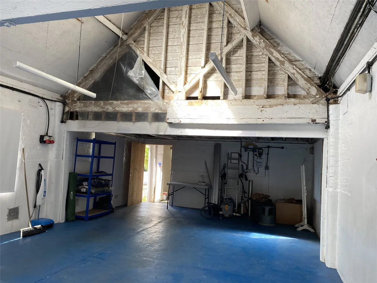 The Calfhouse, Mynthurst Farm, Leigh, RH2