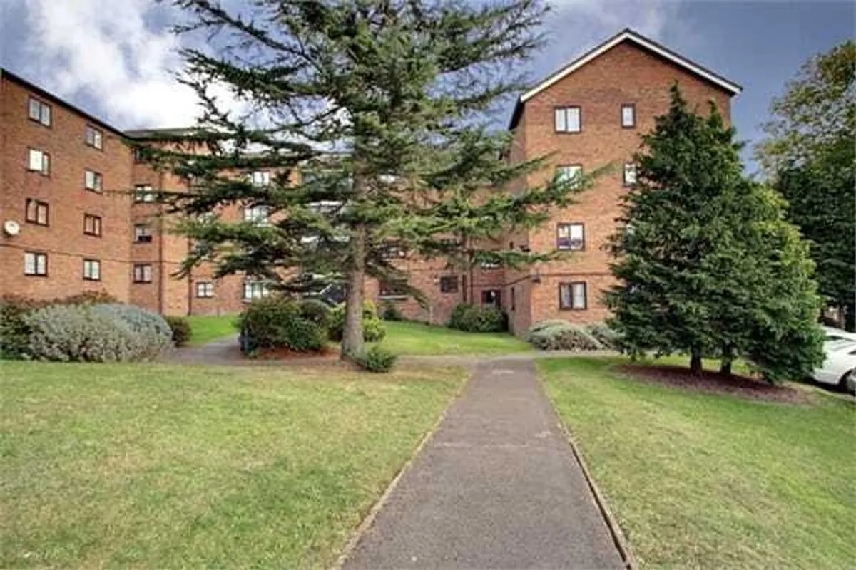 Hawarden Hill, London, NW2
