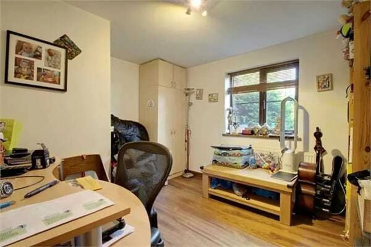 Hawarden Hill, London, NW2