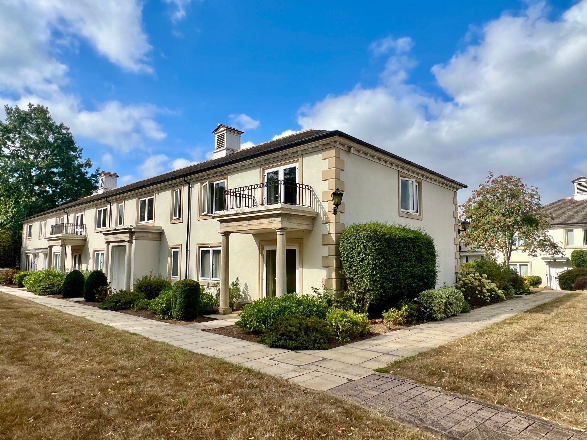 Fullands Court, Kingsway - NO onward chain! Image 5