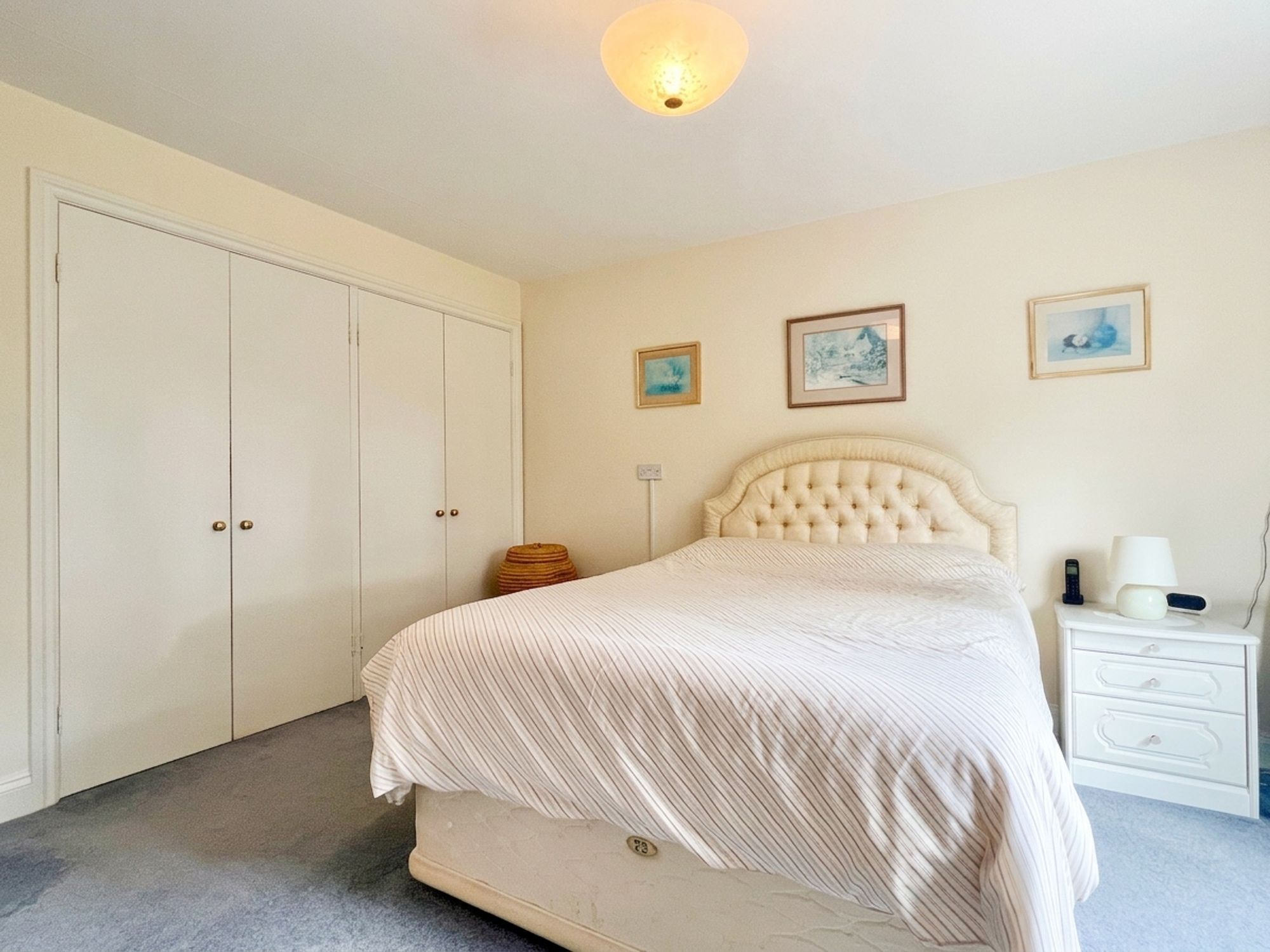 Fullands Court, Kingsway - NO onward chain! Image 18