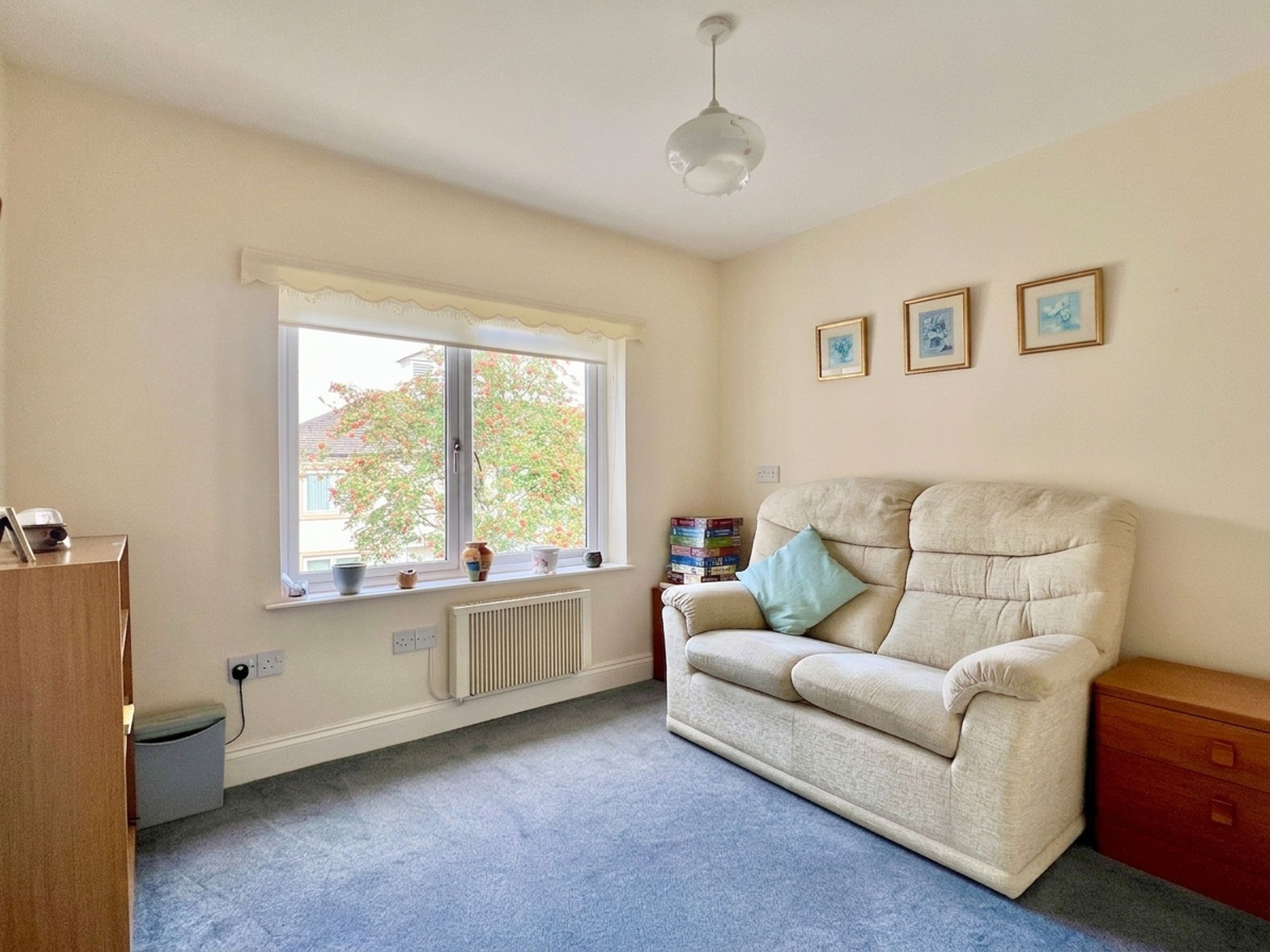 Fullands Court, Kingsway - NO onward chain! Image 20
