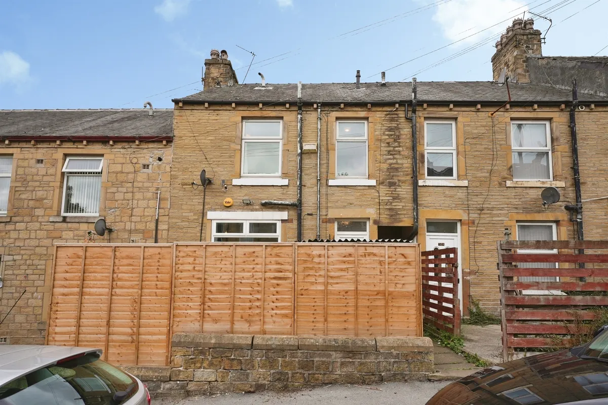 Scholes Road, Birkby, Huddersfield