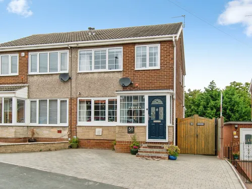 Arncliffe Drive, KNOTTINGLEYphoto