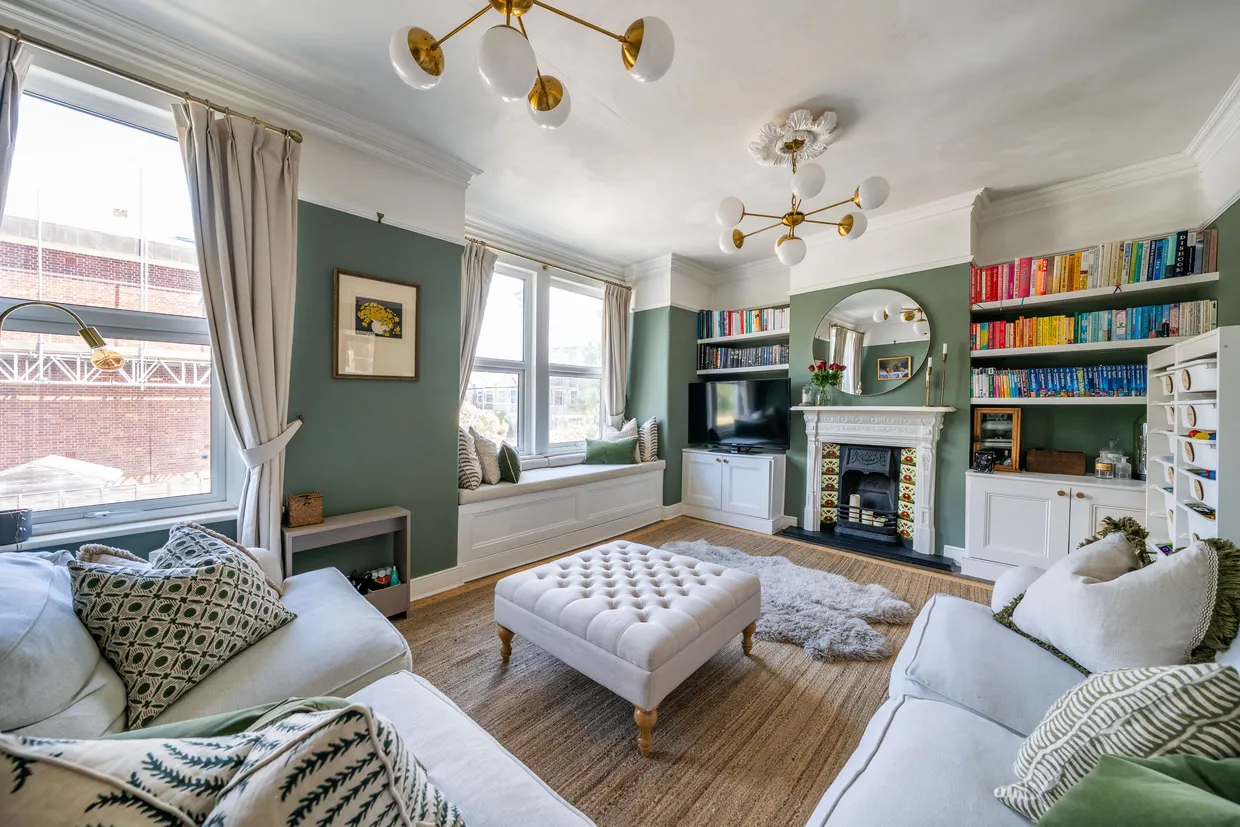 Sellincourt Road, London, SW17 photo 1