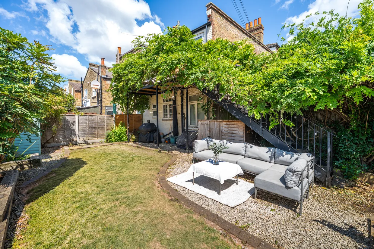 Sellincourt Road, London, SW17 photo 4