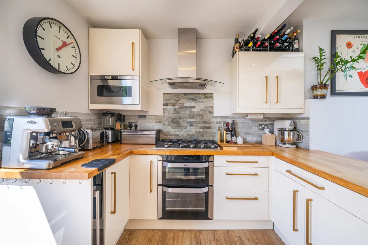 Sellincourt Road, London, SW17 photo 5