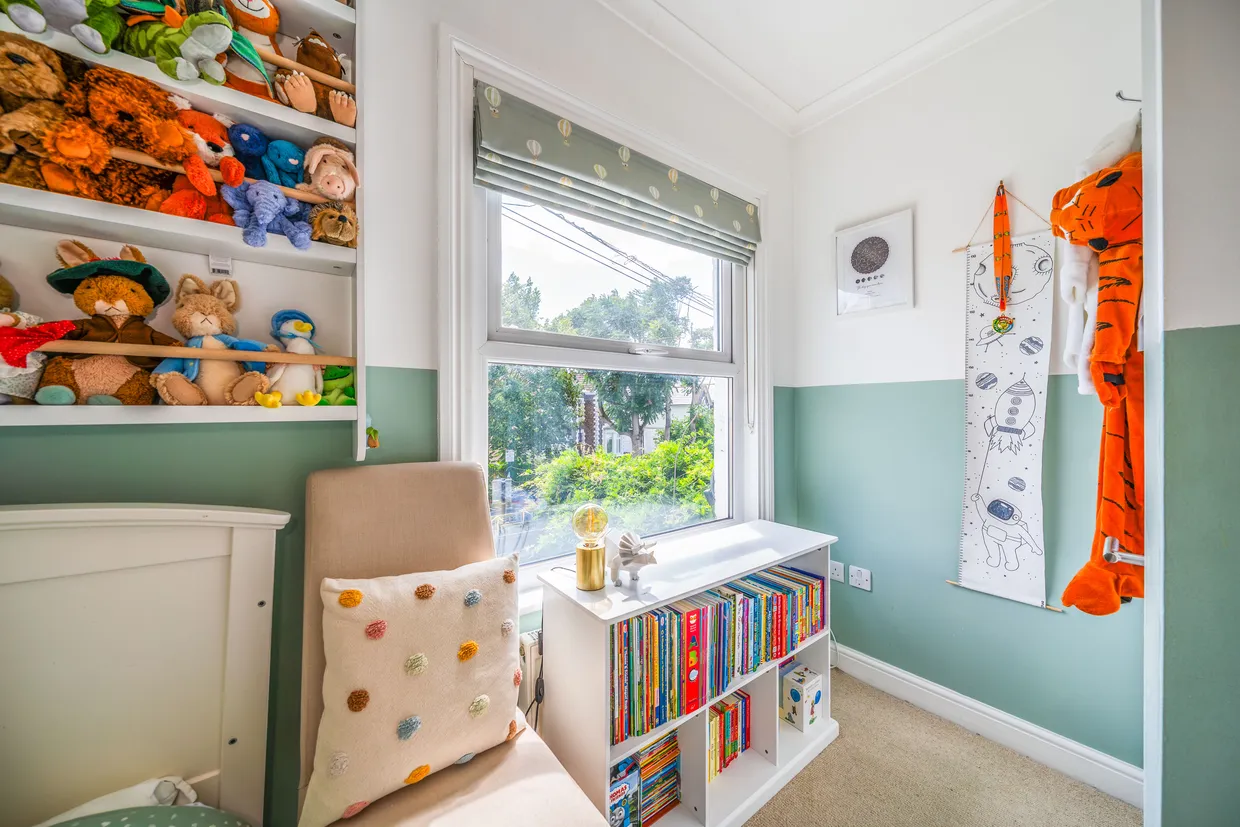 Sellincourt Road, London, SW17 photo 14