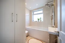 Sellincourt Road, London, SW17 photo 17