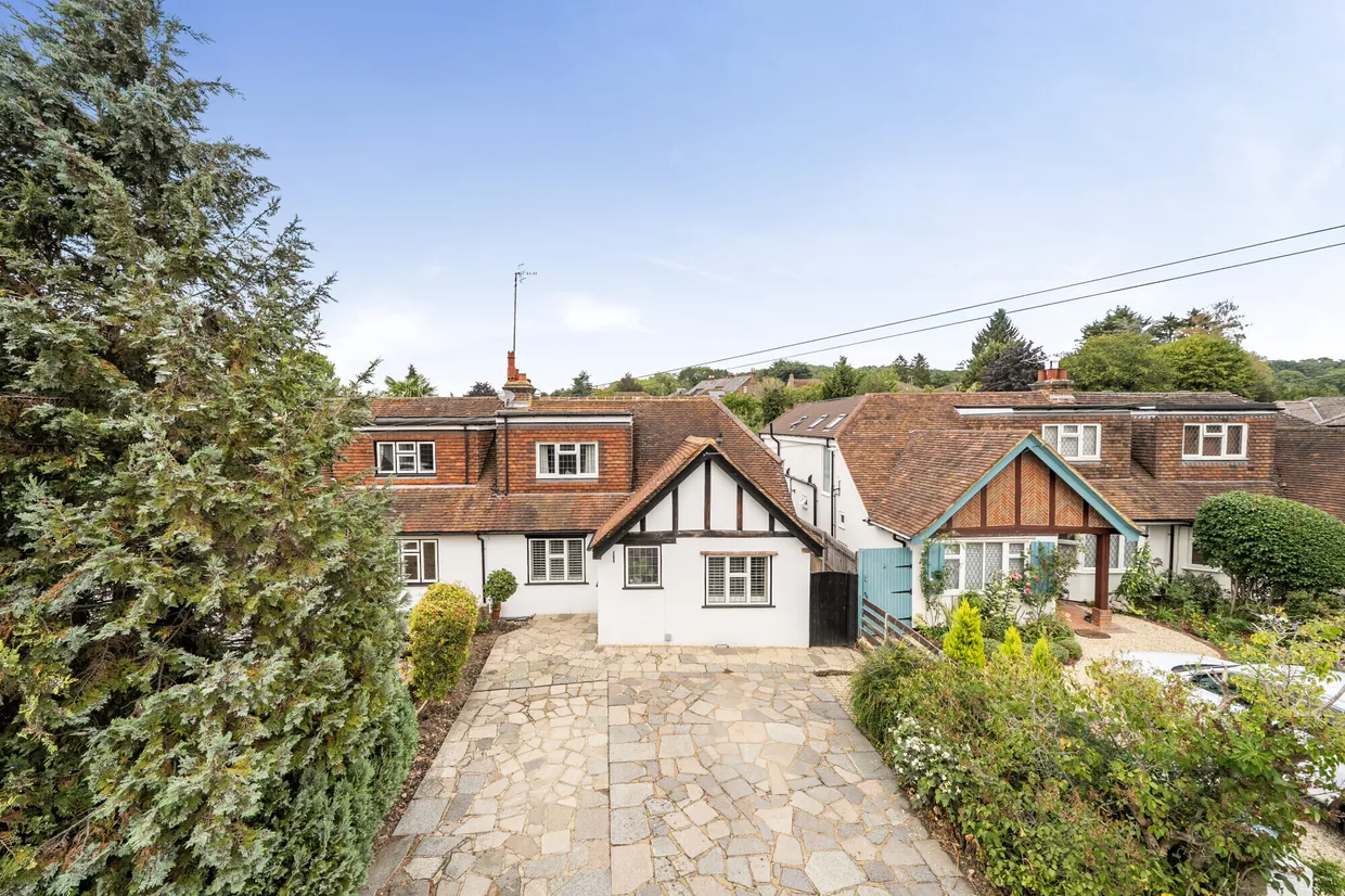 Clements Road, Chorleywood, WD3 photo 1