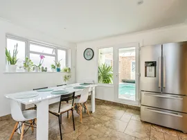Aldwick Road, Bognor Regis thumb 3