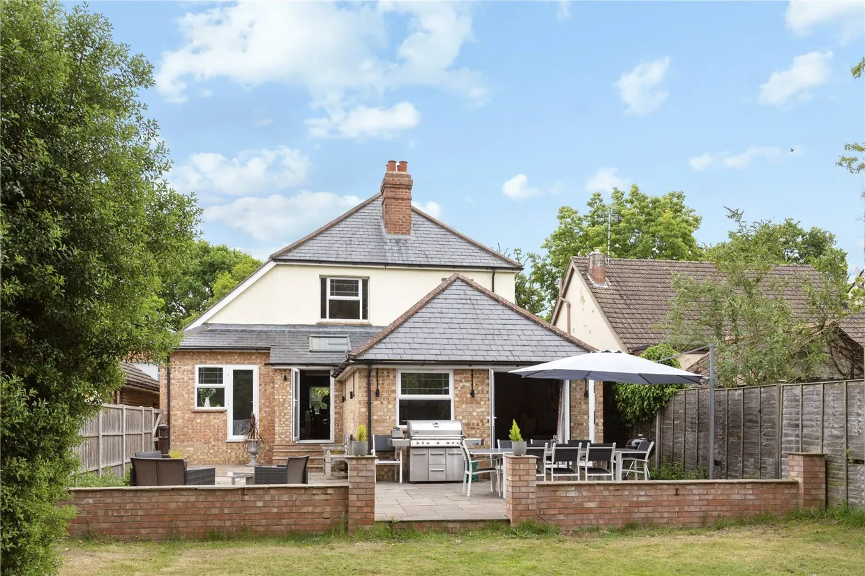 Coleford Bridge Road, Mytchett, GU16 photo 1