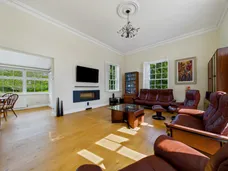 Clopton House Gardens, Stratford-Upon-Avon, CV37 photo 5