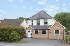Coleford Bridge Road, Mytchett, GU16 photo 5