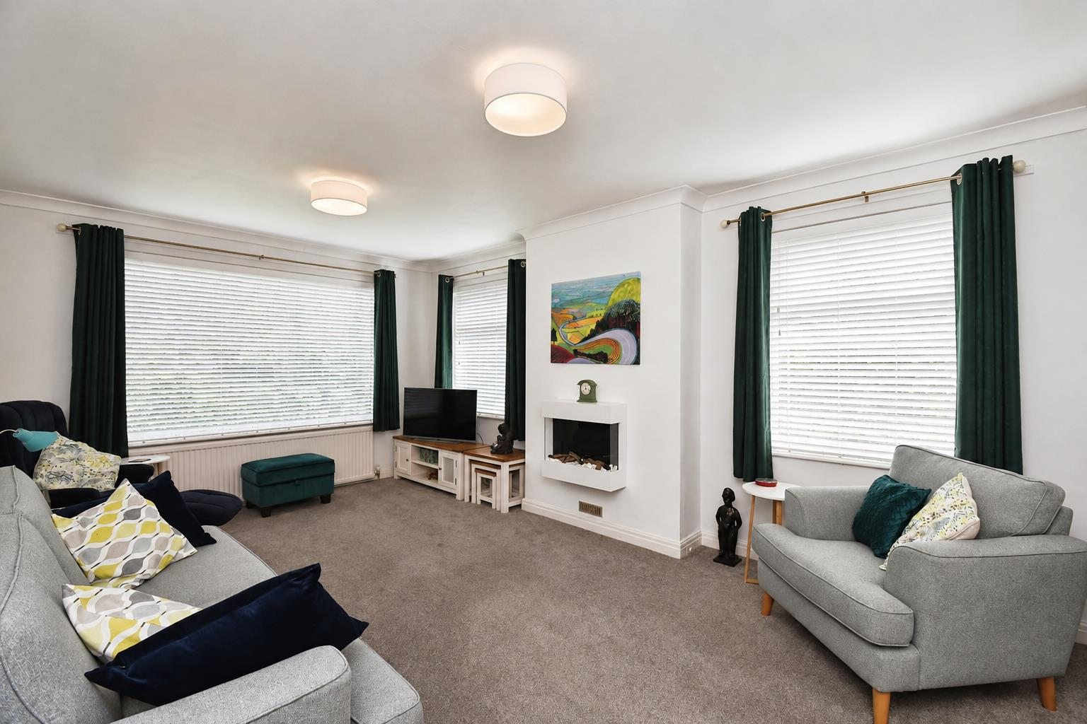 Windsor Avenue, Anlaby, Hull Image 2