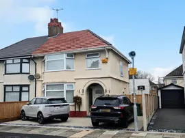 Everest Road, Birkenhead photo