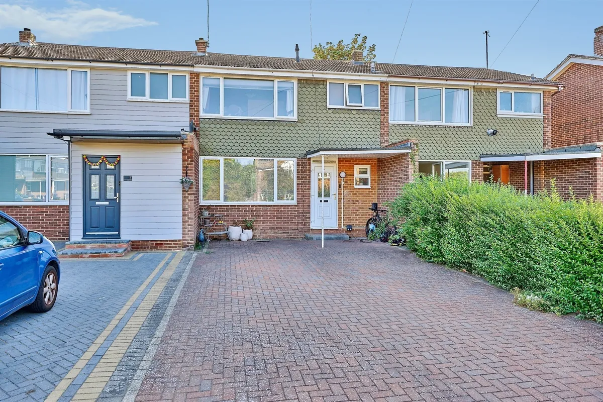 Perry Drive, Royston