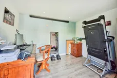 Perry Drive, Royston