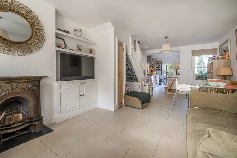 Watts Lane, Teddington, TW11 photo 2