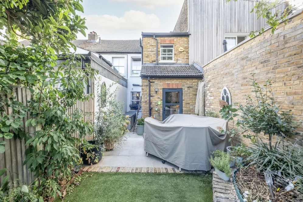Watts Lane, Teddington, TW11 photo 7
