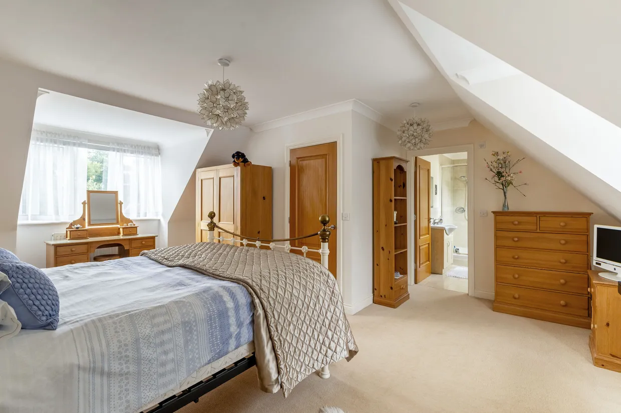 Ashburn Place, Fordingbridge, SP6 photo 10